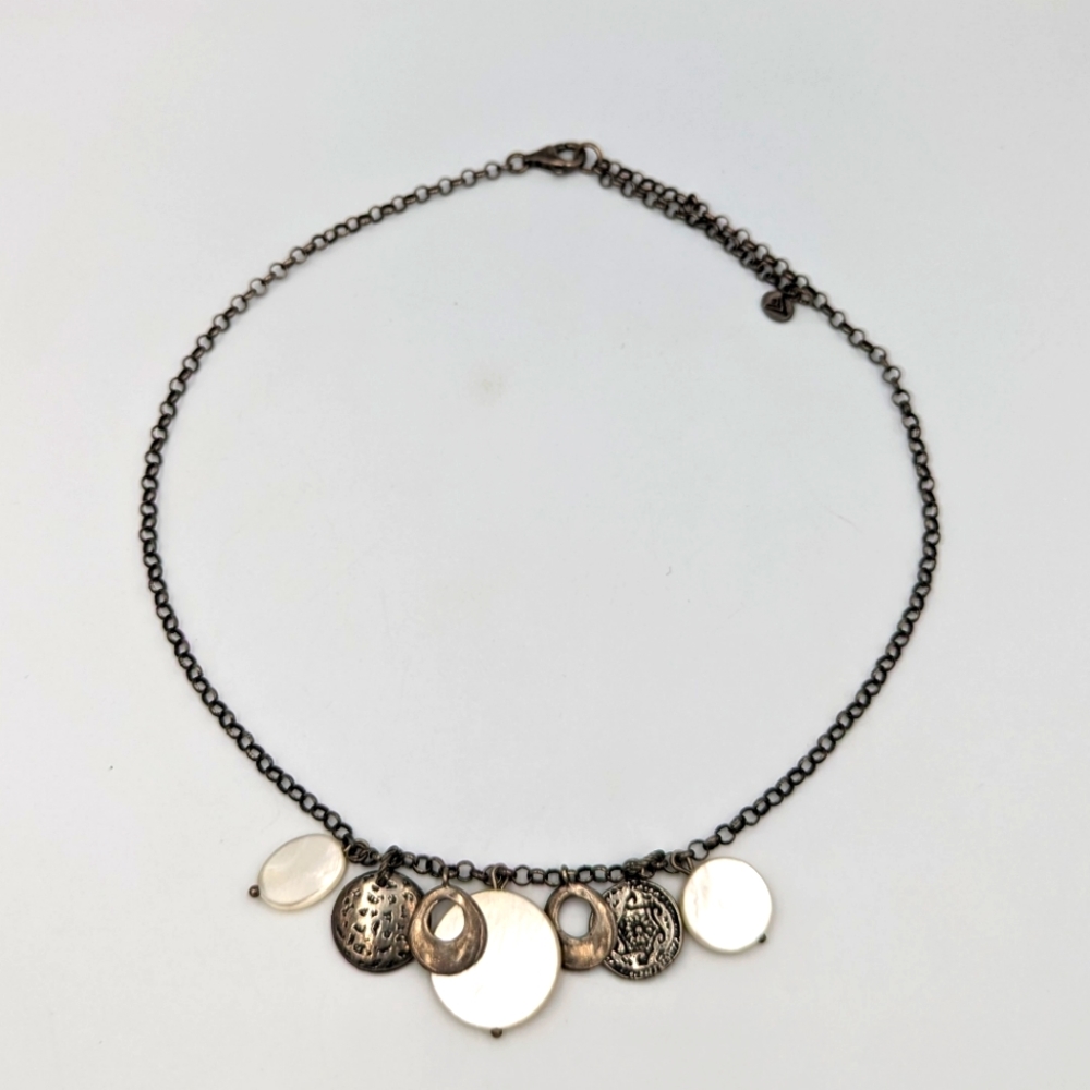 Beautiful Silpada Sterling 925 Mother of Pearl Discs/Pendants Necklace